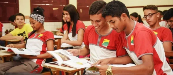Governo abre inscrições para curso pré-Enem gratuito