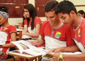 Governo abre inscrições para curso pré-Enem gratuito