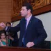 Roberto Duarte contesta criação de mais 450 cargos na estrutura de governo