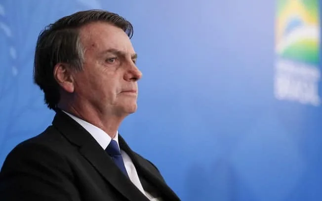 Bolsonaro: abro mão da reeleição se Brasil passar por reforma política