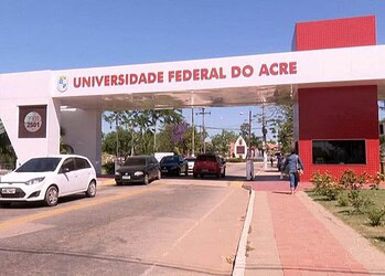 Professores e estudantes da Ufac dizem “não” à política de cortes nas universidades