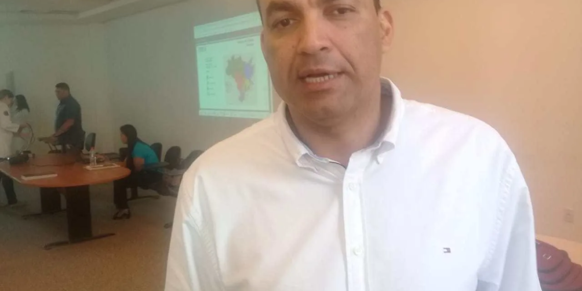 Com dedicação exclusiva, diretor do Huerb prefere não comentar denúncias de serviço extra em consultório privado