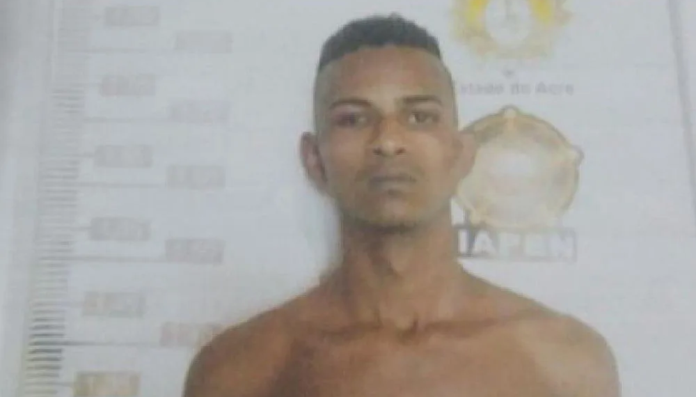Homem é condenado a mais de 48 anos pela morte de dois amigos 