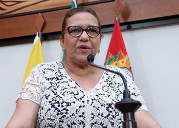 “Eu continuo aqui porque Deus permitiu”, diz Juliana Rodrigues sobre cassação do TRE/AC