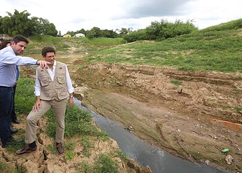 Ao visitar Canal da Maternidade, ministro dispara: “problema ambiental brasileiro está nas cidades”