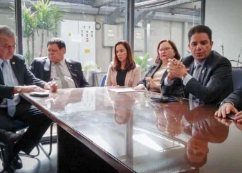 Governador pede que bancada federal destine recursos para obras no Acre