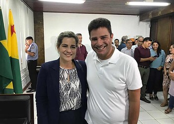 Mara Rocha responde Gladson Cameli e diz que Paulo Wadt é da cota do governador