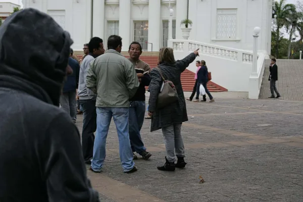 Forte onda de frio polar chega ao Acre neste domingo com chuvas e ventos intensos