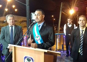 Justiça Eleitoral cassa mandato de Ilderlei Cordeiro e do vice Zequinha Lima por abuso do poder