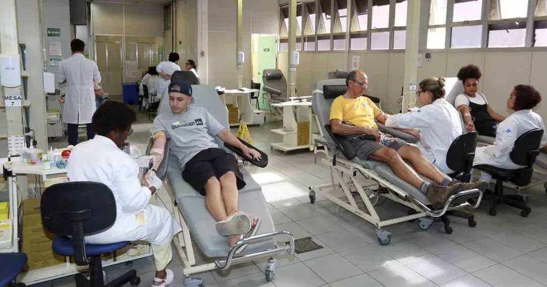 Senado aprova projeto que concede meia-entrada a doadores de sangue