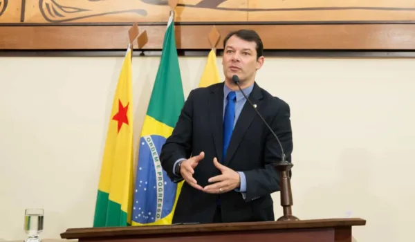 Dois projetos de lei de autoria de Roberto Duarte são aprovados por unanimidade no Legislativo