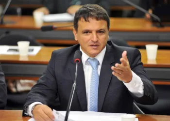 Relatório de Marcio Bittar sobre a tipificação do caixa 2 é aprovado na CCJ do Senado