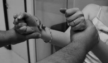 Justiça condena homem por ter agredido ex-companheira com água quente