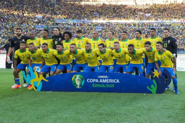 Tite comemora vitória no Maracanã: "Templo maior do futebol"