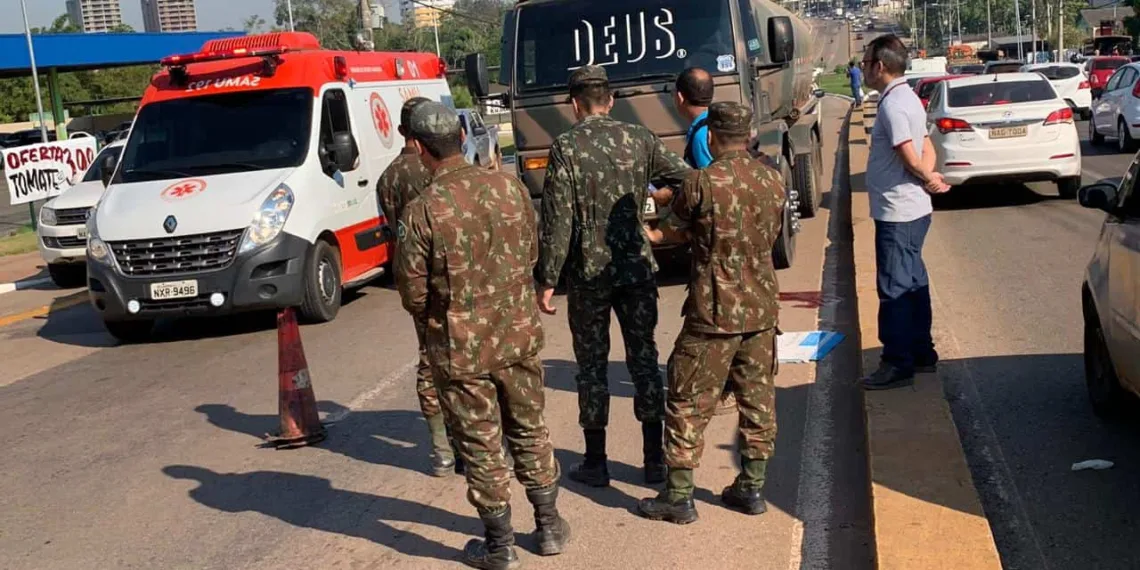 Idoso que foi atropelado por caminhão do Exército morre no PS em Rio Branco