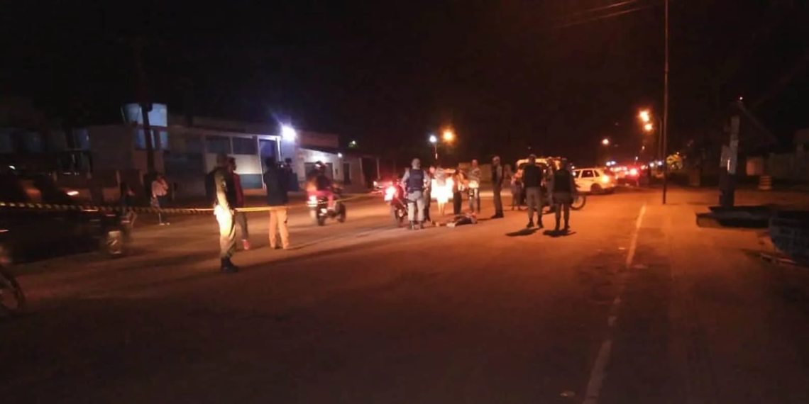 Motorista de aplicativo reage a assalto e mata suspeito a tiros