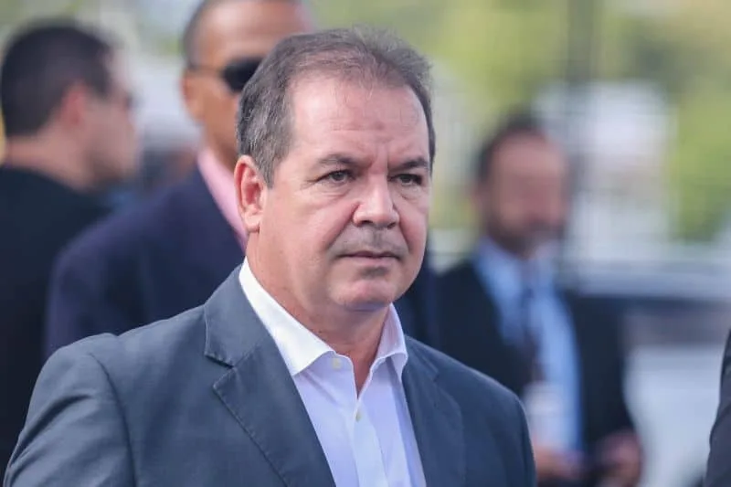 Tião Viana sobre a Veja: “Covardemente coloca meu nome numa mentira decomposta, putrefeita e já apurada pelo STJ onde fui absolvido”