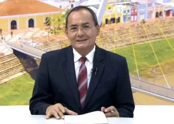 Globo define rodízio de apresentadores em edição comemorativa do Jornal Nacional