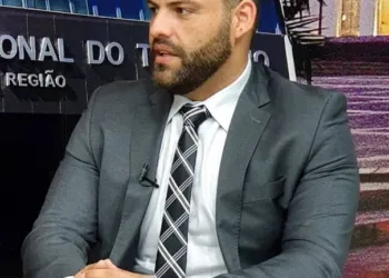 União não é obrigada a remanejar empregados da Eletroacre para os quadros da administração pública, decide Justiça do Trabalho
