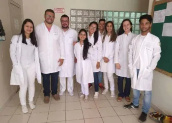 Acadêmicos do curso de odontologia realizam ações no Hospital da Criança