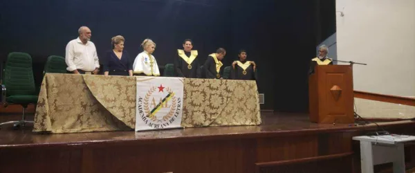 Academia Acreana de Letras concede título de imortal emérito a 16 integrantes