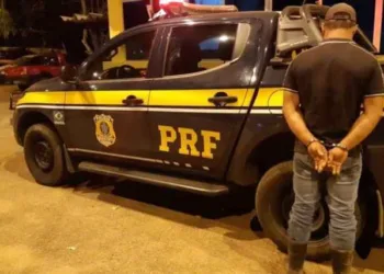 PRF prende mais um foragido da Justiça no Acre