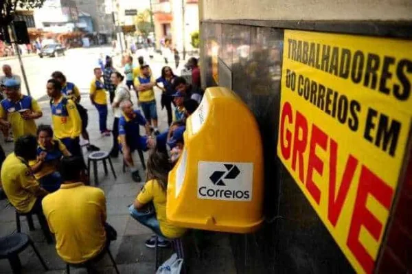 Funcionários dos Correios ameaçam deflagrar greve a partir da próxima terça, 10