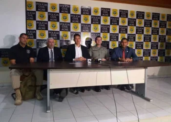 Polícia interrompe festa de aniversário de facção e prende oito pessoas: 'não vão se impor'
