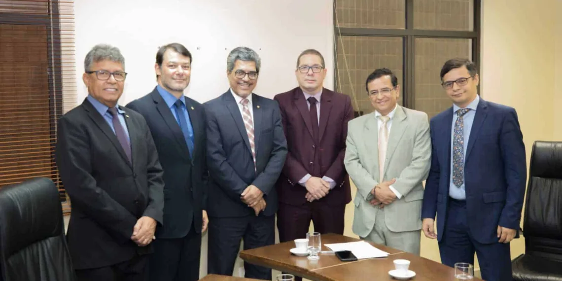 Membros da CPI dos Consignados se reúnem para estabelecer etapas da investigação