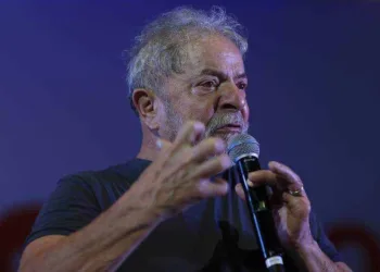 Lula: talvez o Brasil merecesse o Bolsonaro para dar valor à democracia