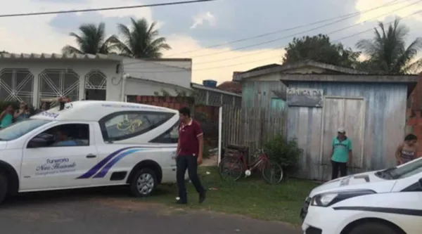 Corpo em estado de decomposição encontrado dentro de casa no bairro Bosque