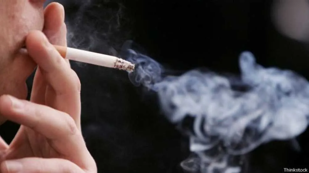 Consumo de cigarros passa a ser proibido em presídios, determina Segurança