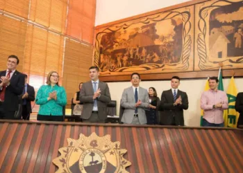Aleac realiza sessão solene para eleição da Mesa Diretora de Jovens Parlamentares