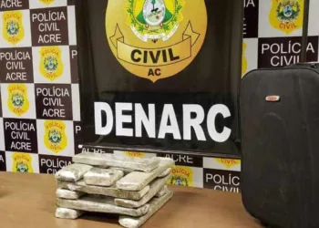 Após denúncia pelo WhatsApp, polícia apreende mais de 10 quilos de droga em Rio Branco