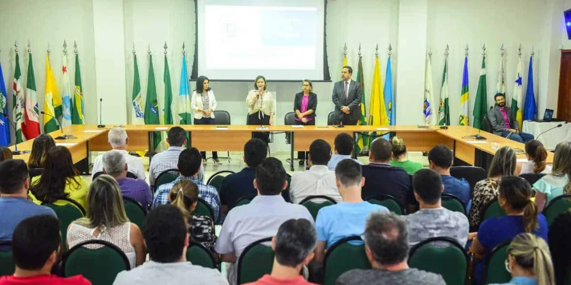 Prefeita Socorro Neri implementa medidas para aprimorar a gestão