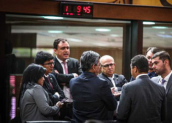 Emenda de bancada de R$ 93 milhões volta a pautar debate na Aleac e deputados questionam distribuição 12 FOTO/SÉRGIO VALE