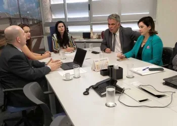 Em Brasília, prefeita Socorro Neri garante recursos para Rio Branco