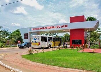 Ufac avalia se desbloqueio parcial da verba pelo Governo Federal irá impedir suspensão das aulas