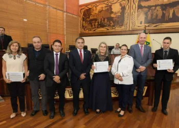 Aleac realiza sessão solene em alusão ao Dia Internacional da Saúde Mental