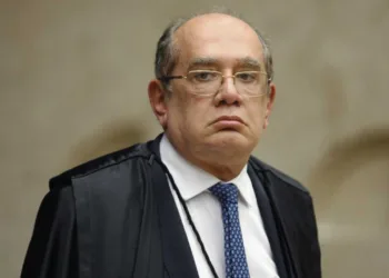 Gilmar suspende efeitos da MP que desobriga publicação de editais na imprensa
