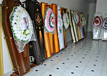 Acreano tem que trabalhar 45 dias para arcar com custo médio de um enterro, diz estudo