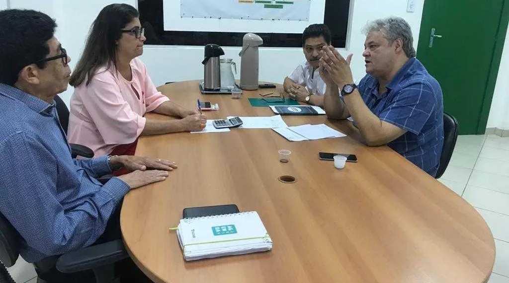 Sindmed se reúne com secretária Mônica Feres e negociações do PCCR dos médicos