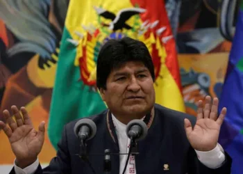 Com 99,99% das urnas apuradas, Evo Morales comemora vitória na Bolívia