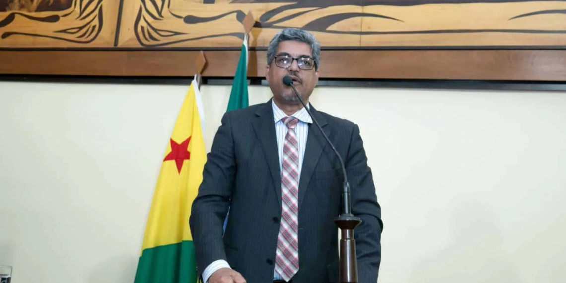 Oposição vai entrar com ação no TJ-AC contra aprovação da reforma da Previdência na Aleac