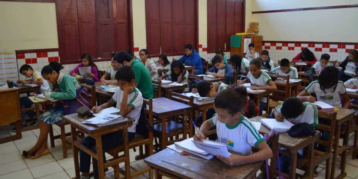 Acre é o único estado do Brasil a concluir o Censo Escolar