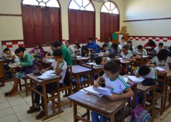 Acre é o único estado do Brasil a concluir o Censo Escolar