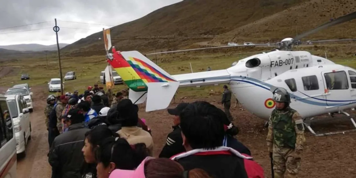 Helicóptero que levava Evo Morales tem falha mecânica na decolagem; não há feridos