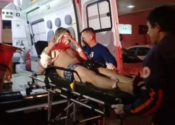 Assaltante invade academia e é baleado por policial