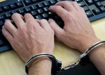 Preso por aviso de blitz na internet ficará impedido de usar rede social