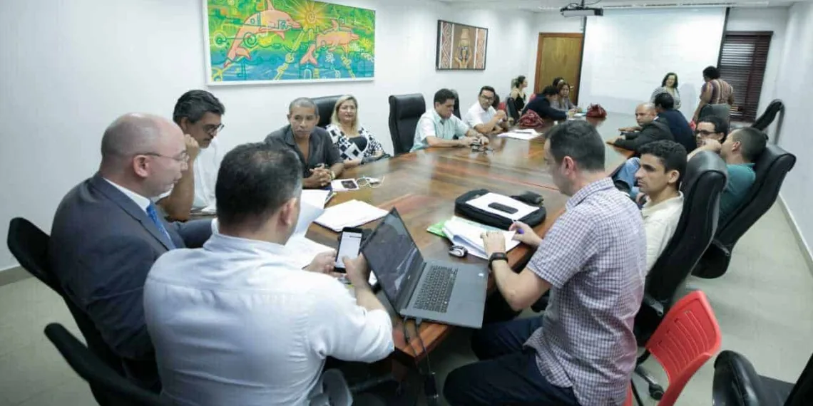 Deputados voltam a se reunir com líderes sindicais na Aleac para discutir reforma da Previdência